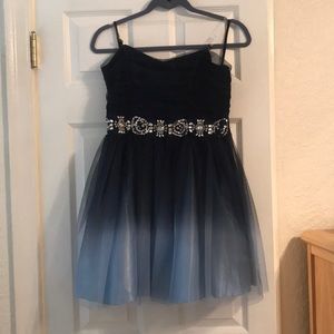 Gorgeous mini dress!